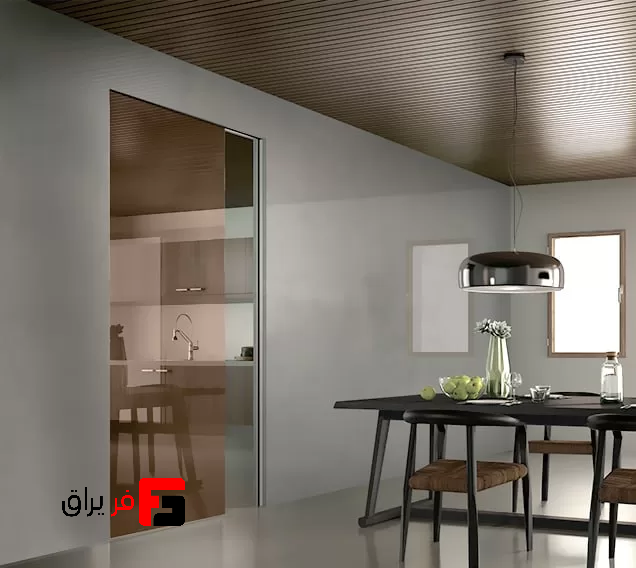 Roof Hanger Mechanism 2400mm Single Frameless Glass Door Manual Construction with Door Width 700-1200mm