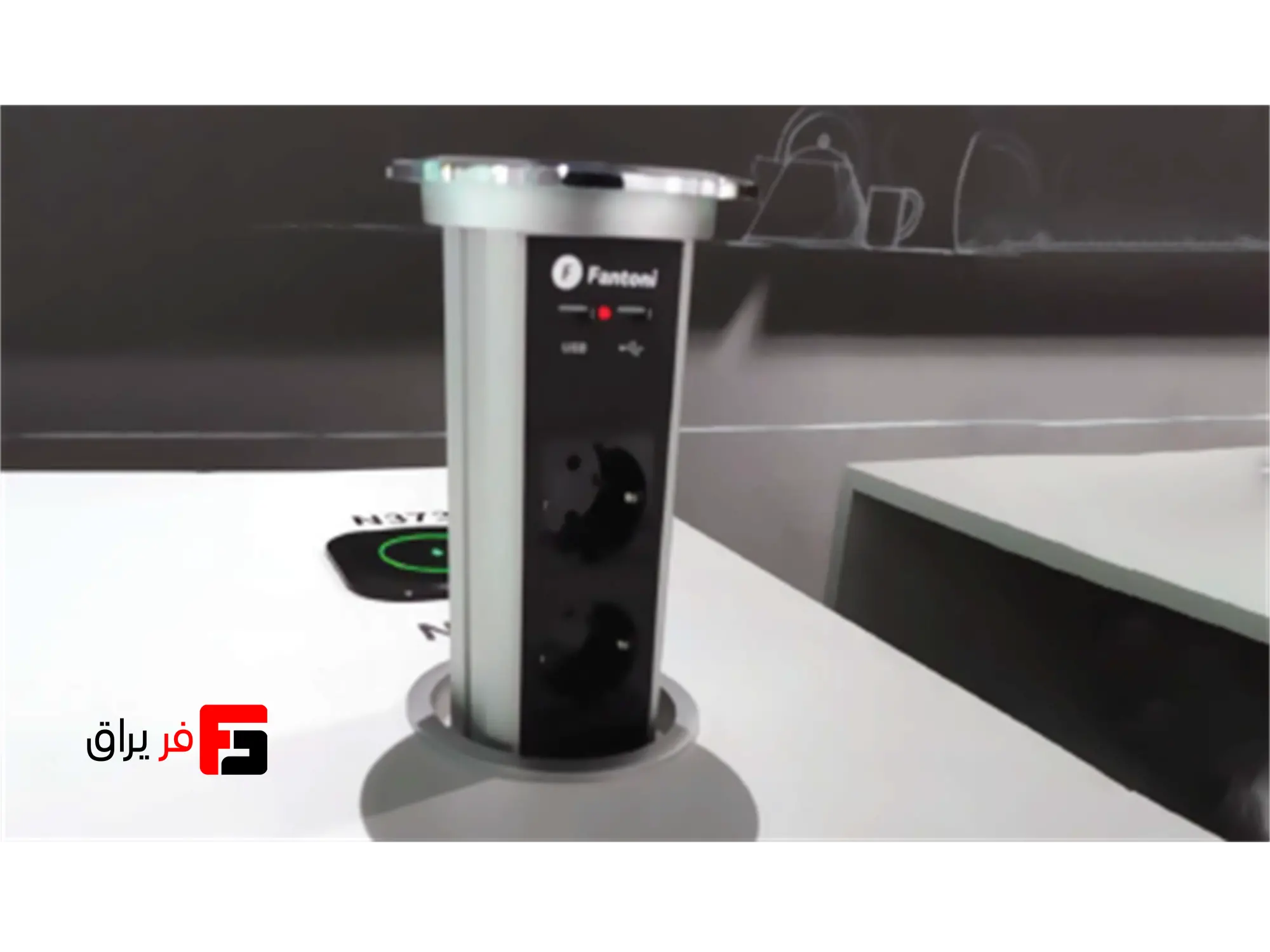 Electric lift-up power outlet with touch button