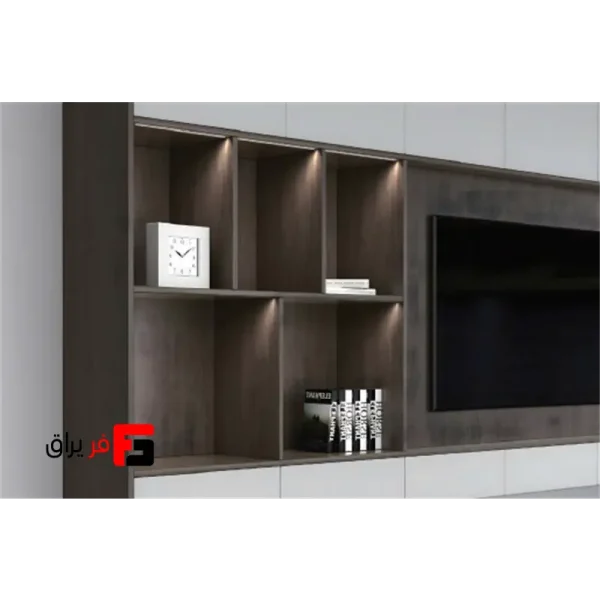 Linea recessed LED light with slanted light