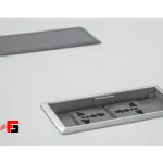 Pocket power outlet in 2 universal power sockets